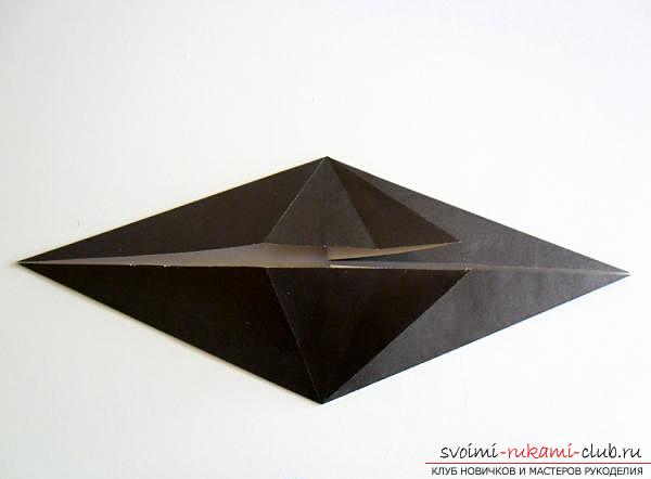 Как сделать ворону в технике оригами. Фото №8