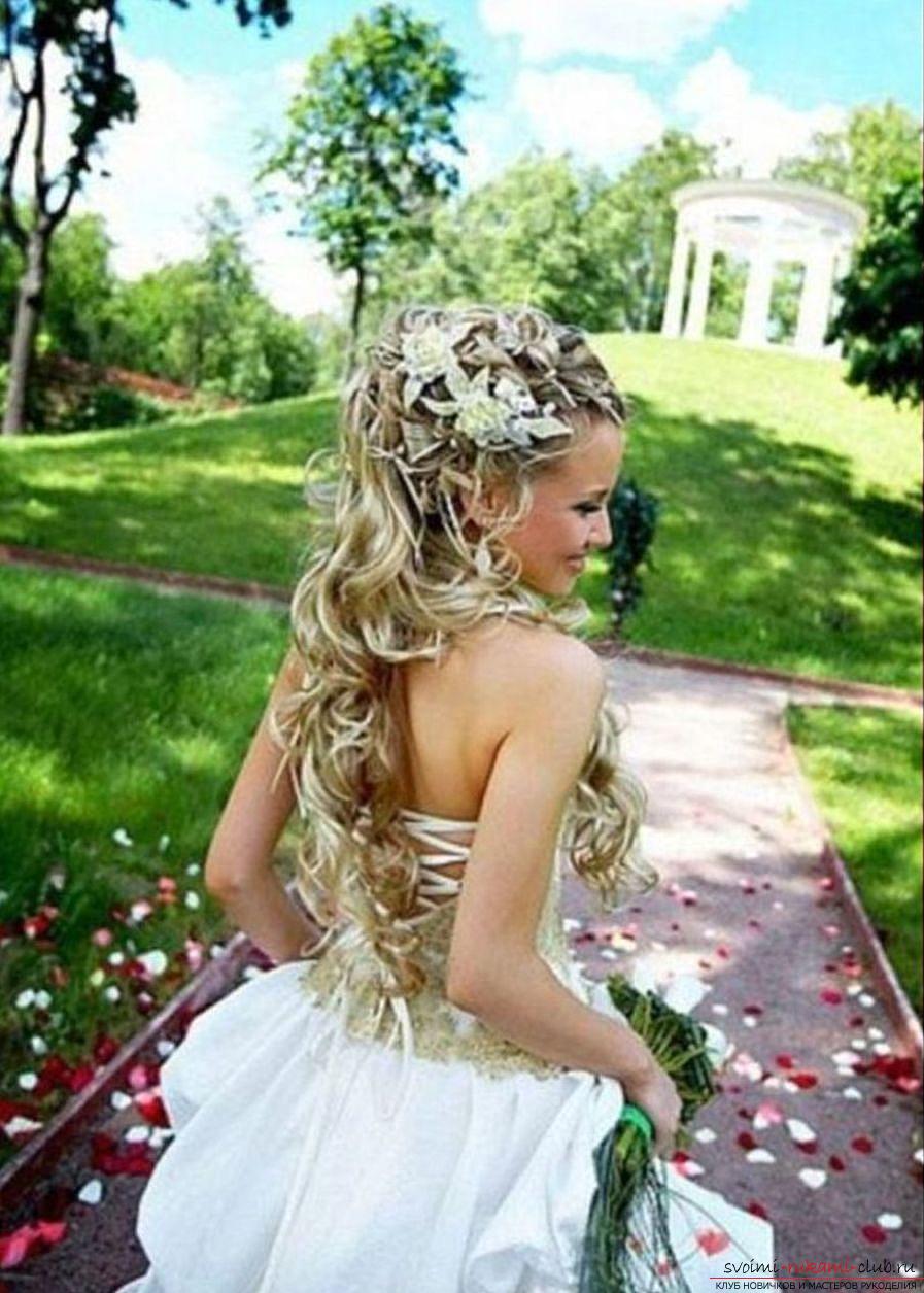 Фотогалерея свадебных причесок на волосы разной длины. Фото №14