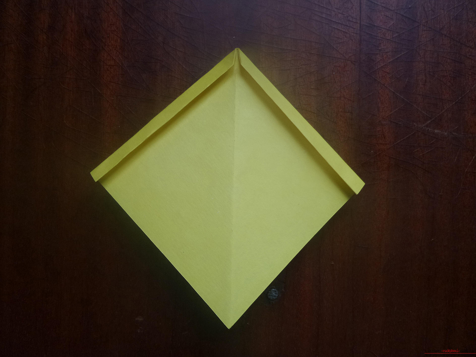 Этот мастер-класс предназначен для тех, кто хочет научиться делать своими руками бант оригами. Фото №17