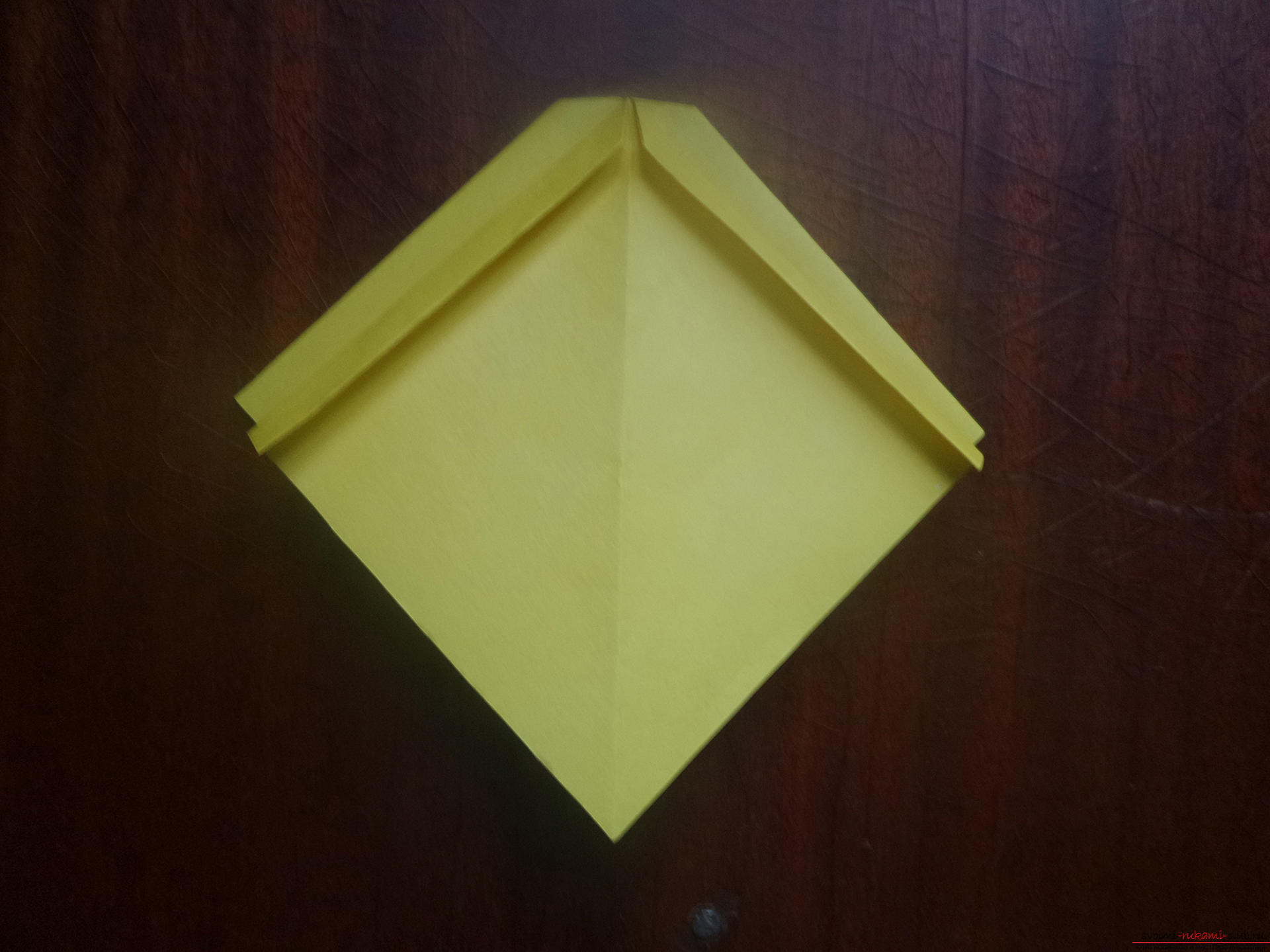 Этот мастер-класс предназначен для тех, кто хочет научиться делать своими руками бант оригами. Фото №16