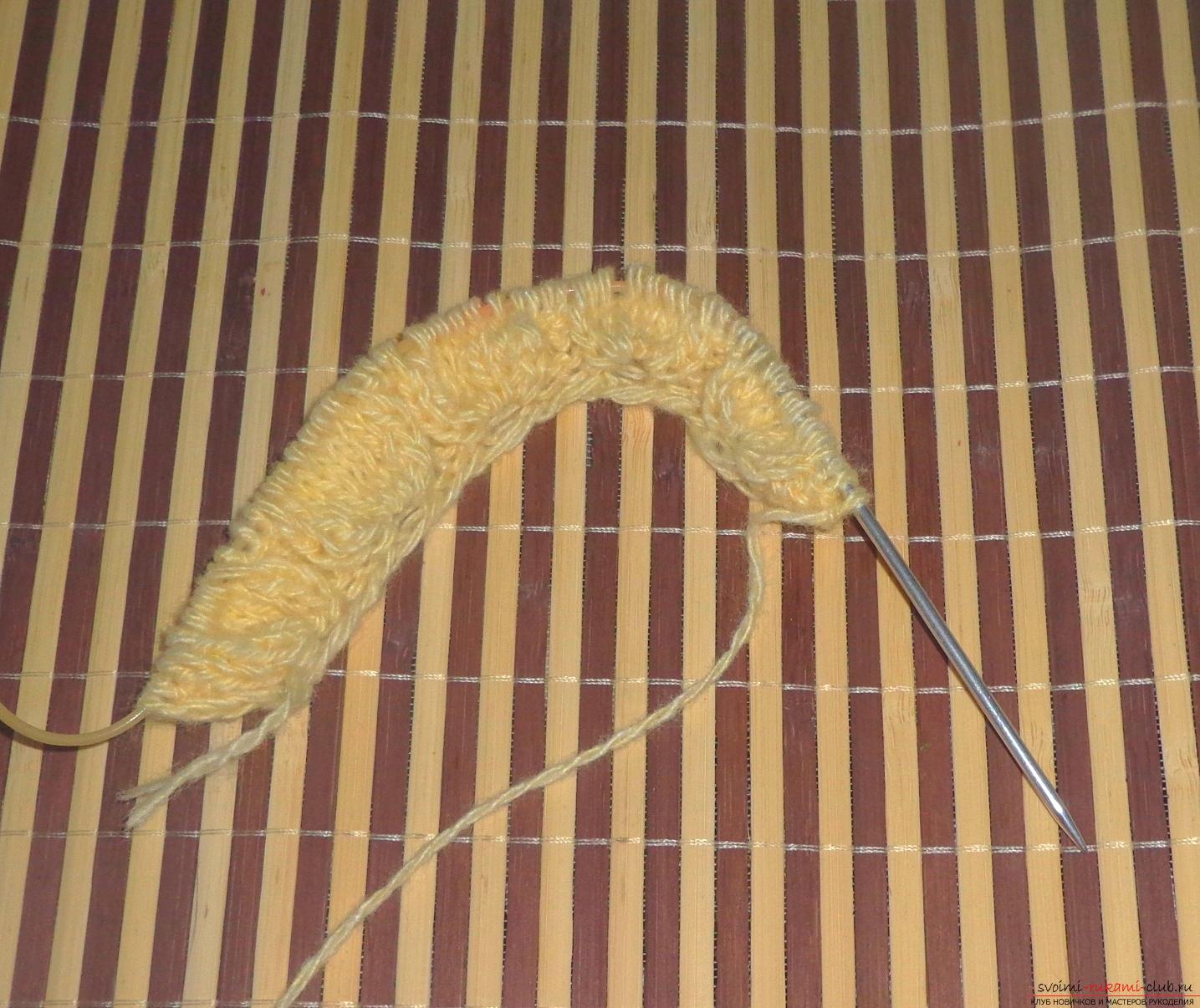 Этот мастер-класс вязания спицами научит как связать двусторонний шарф.. Фото №3