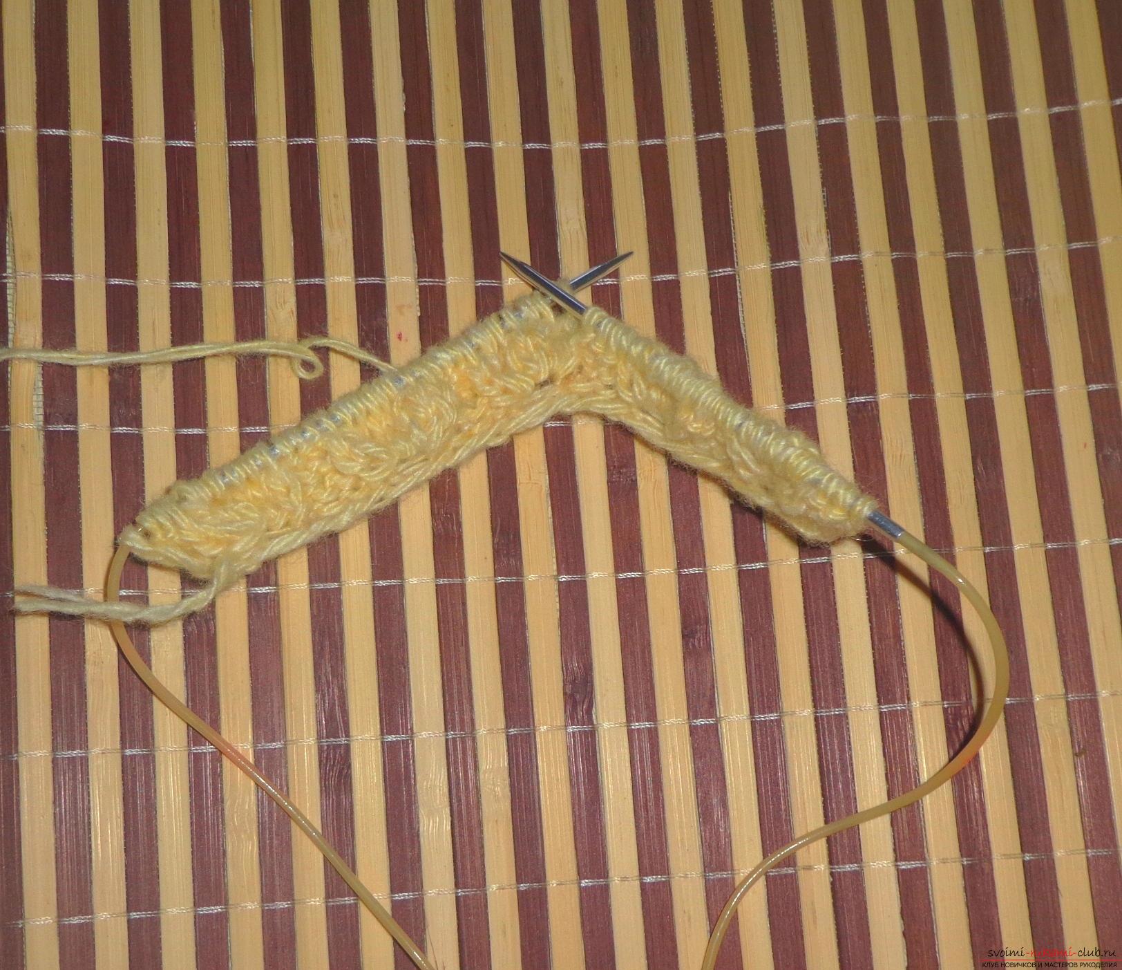 Этот мастер-класс вязания спицами научит как связать двусторонний шарф.. Фото №2