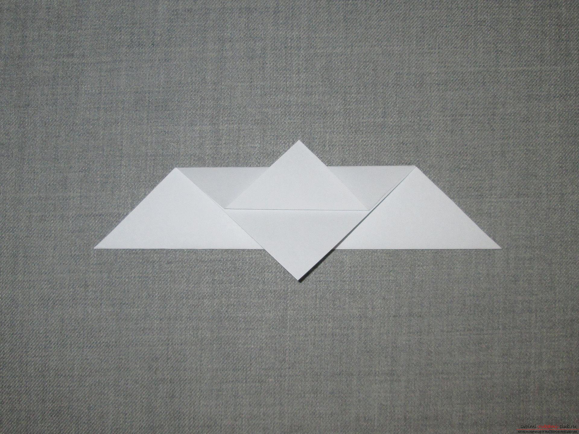 Этот подробный мастер-класс оригами для детей 8 лет научит как сделать оригами-голубя из бумаги.. Фото №5