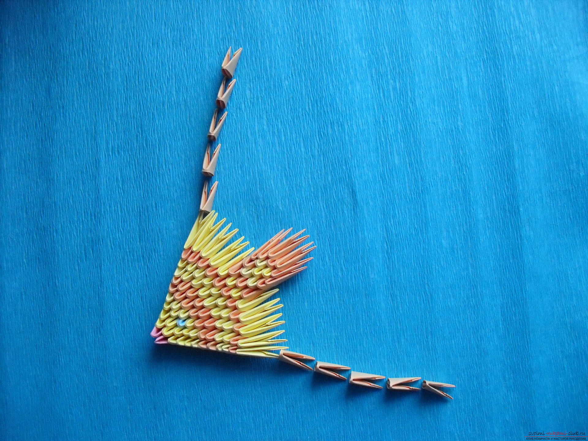 Этот мастер-класс научит как сделать рыбку, исполняющую желания, в технике модульного оригами.. Фото №6