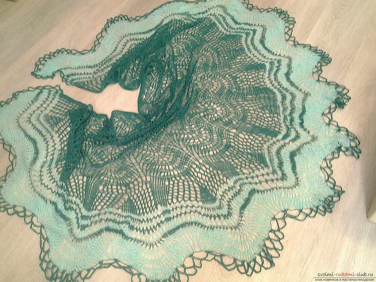 Ажурная шаль из шерсти мериноса. Фото №2