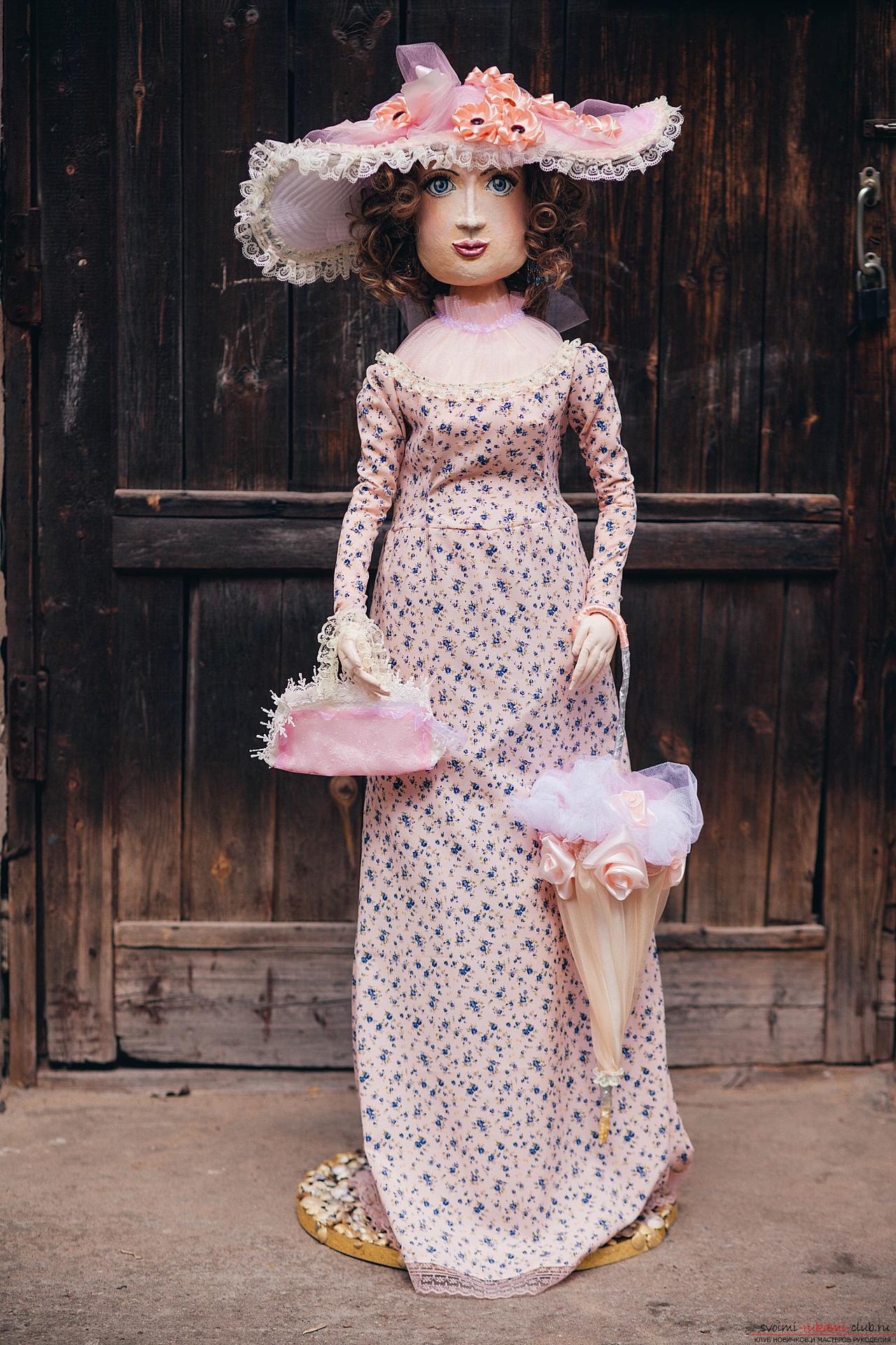 Подробные фотографии крупной куклы высотой более метра в образе чеховской героини. Фото №4
