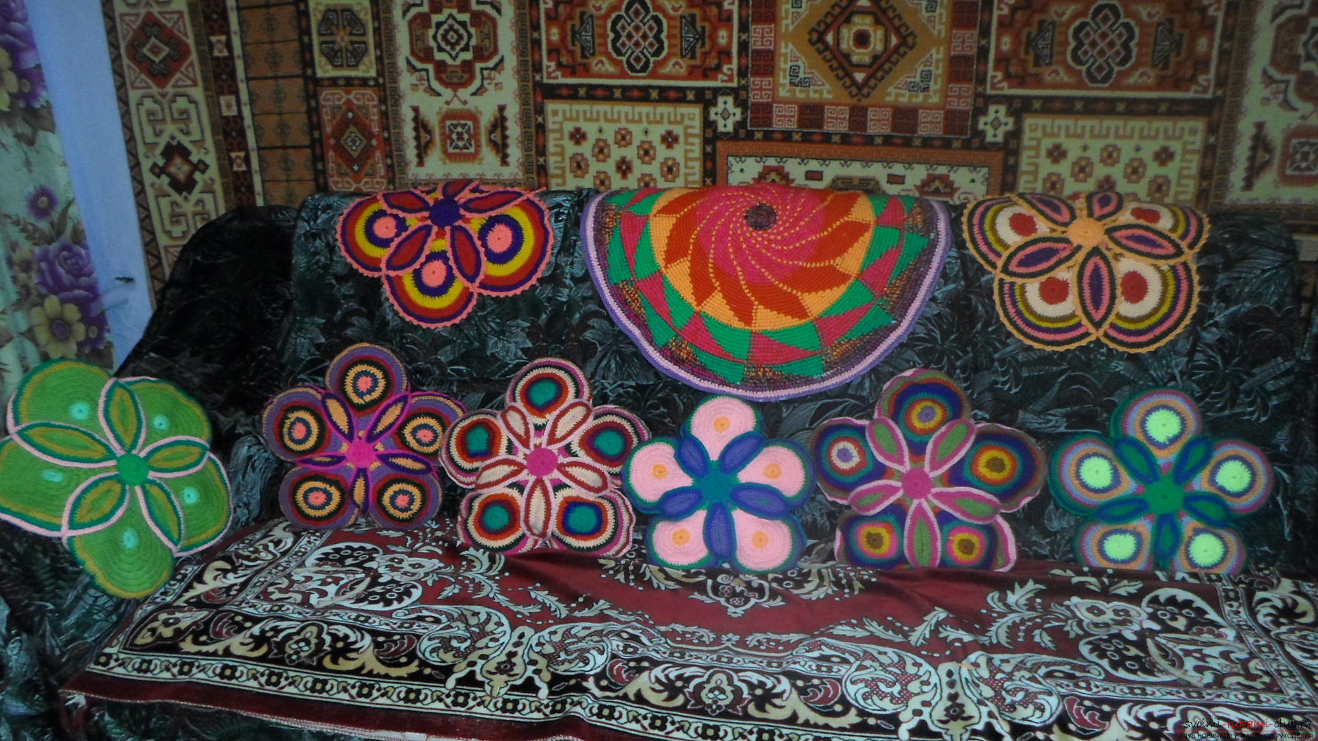Домашний текстиль в технике кругового вязания. Фото №1