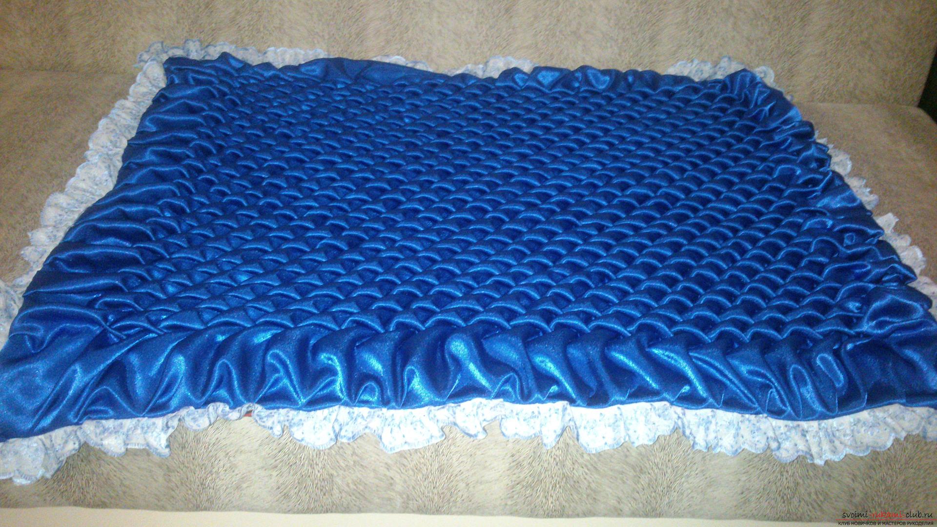 Одеялко на выписку из креп-сатина. Фото №2