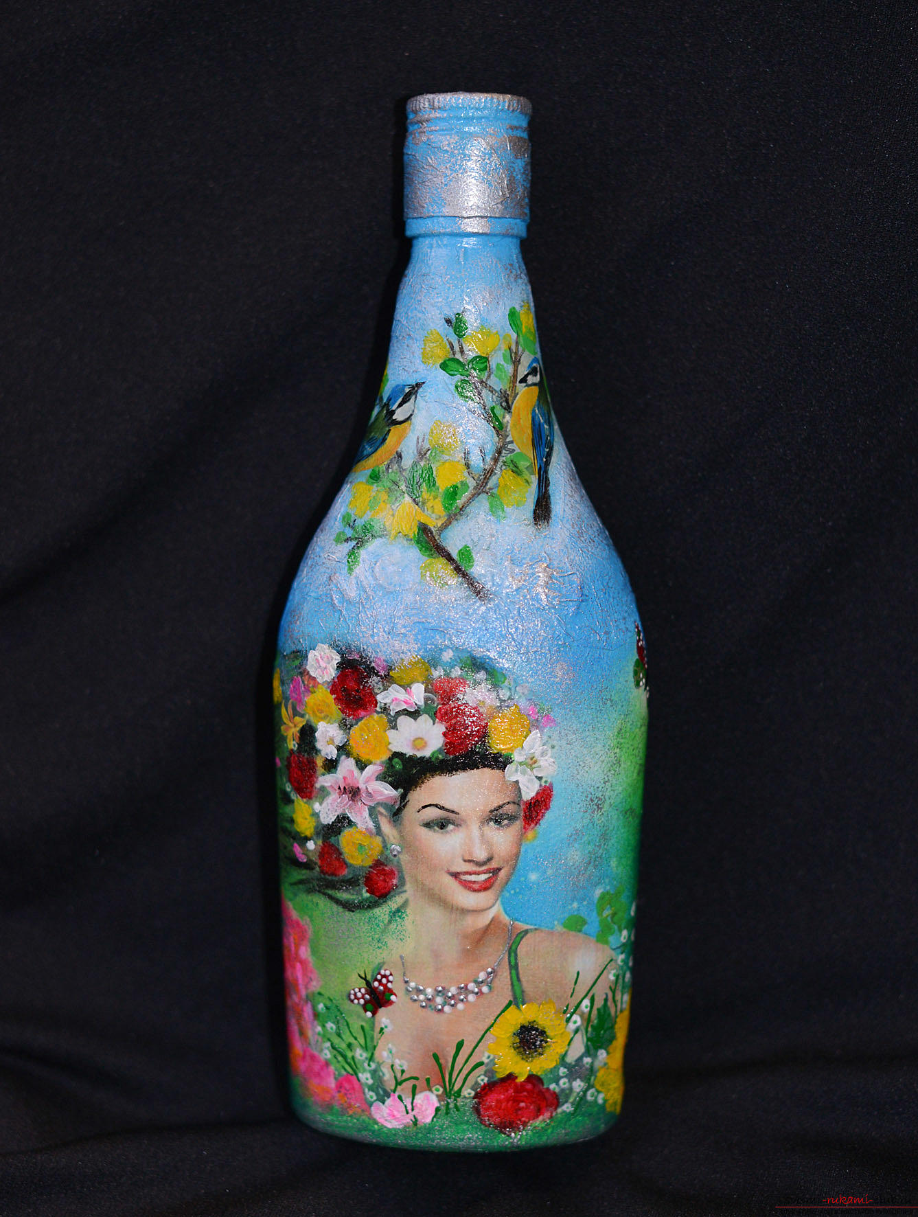 Декор бутылки декупажем: Веснянка. Фото №1