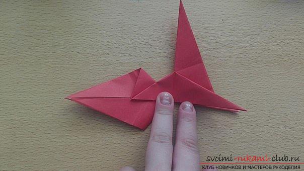 Этот подробный мастер-класс содержит схему оригами-дракона из бумаги, которого можно сделать своими руками.. Фото №29