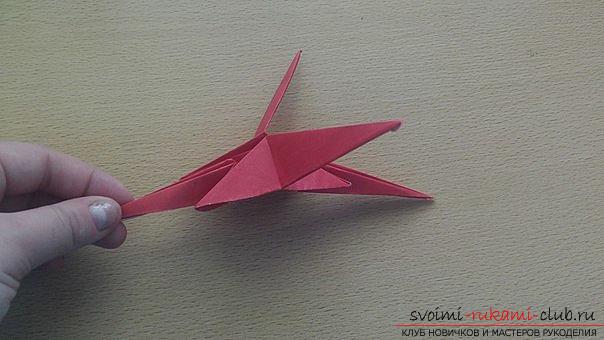Этот подробный мастер-класс содержит схему оригами-дракона из бумаги, которого можно сделать своими руками.. Фото №34