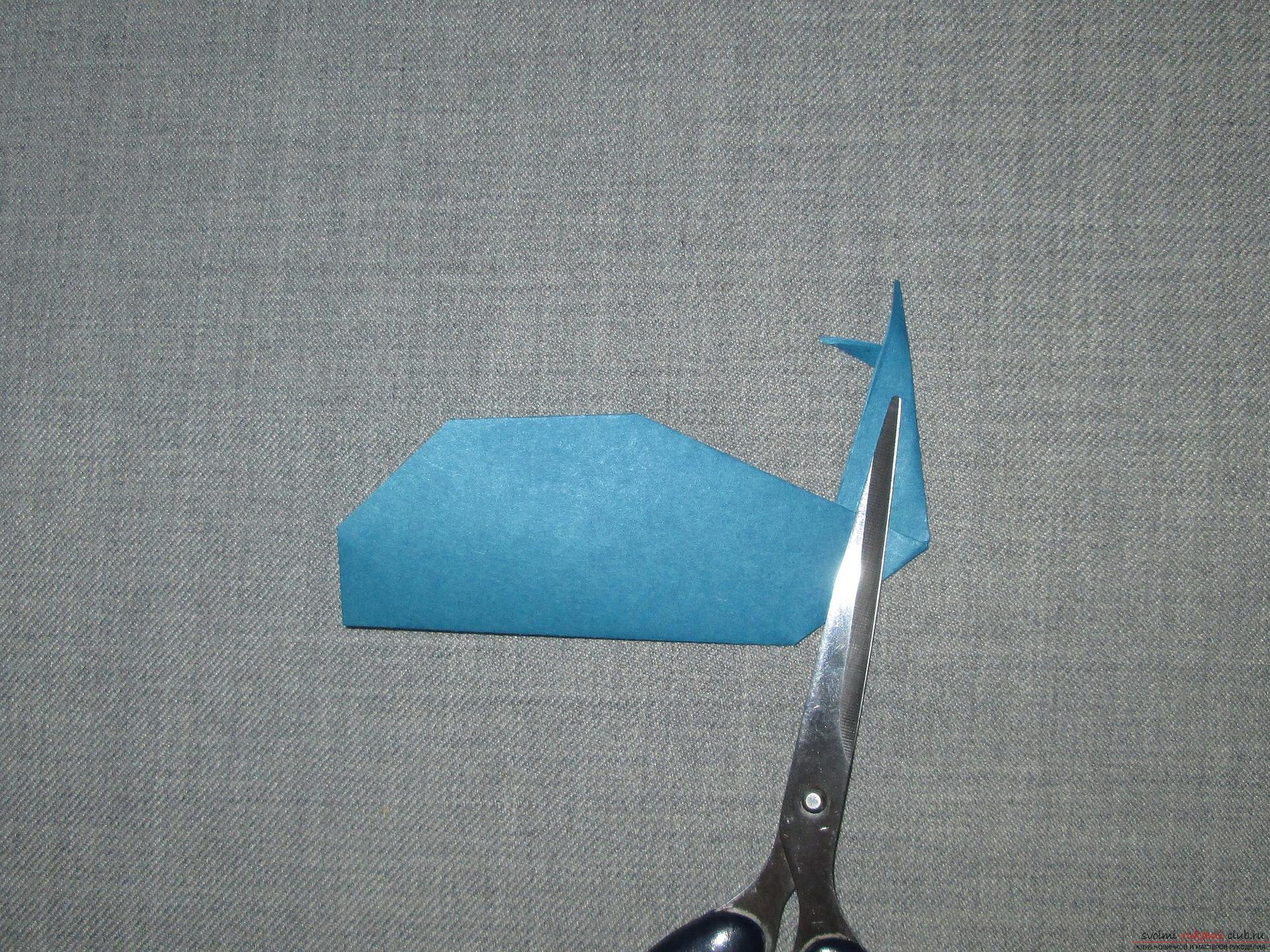 Этот подробный мастер-класс оригами для детей 7 лет научит как сделать семью китов из бумаги своими руками.. Фото №9