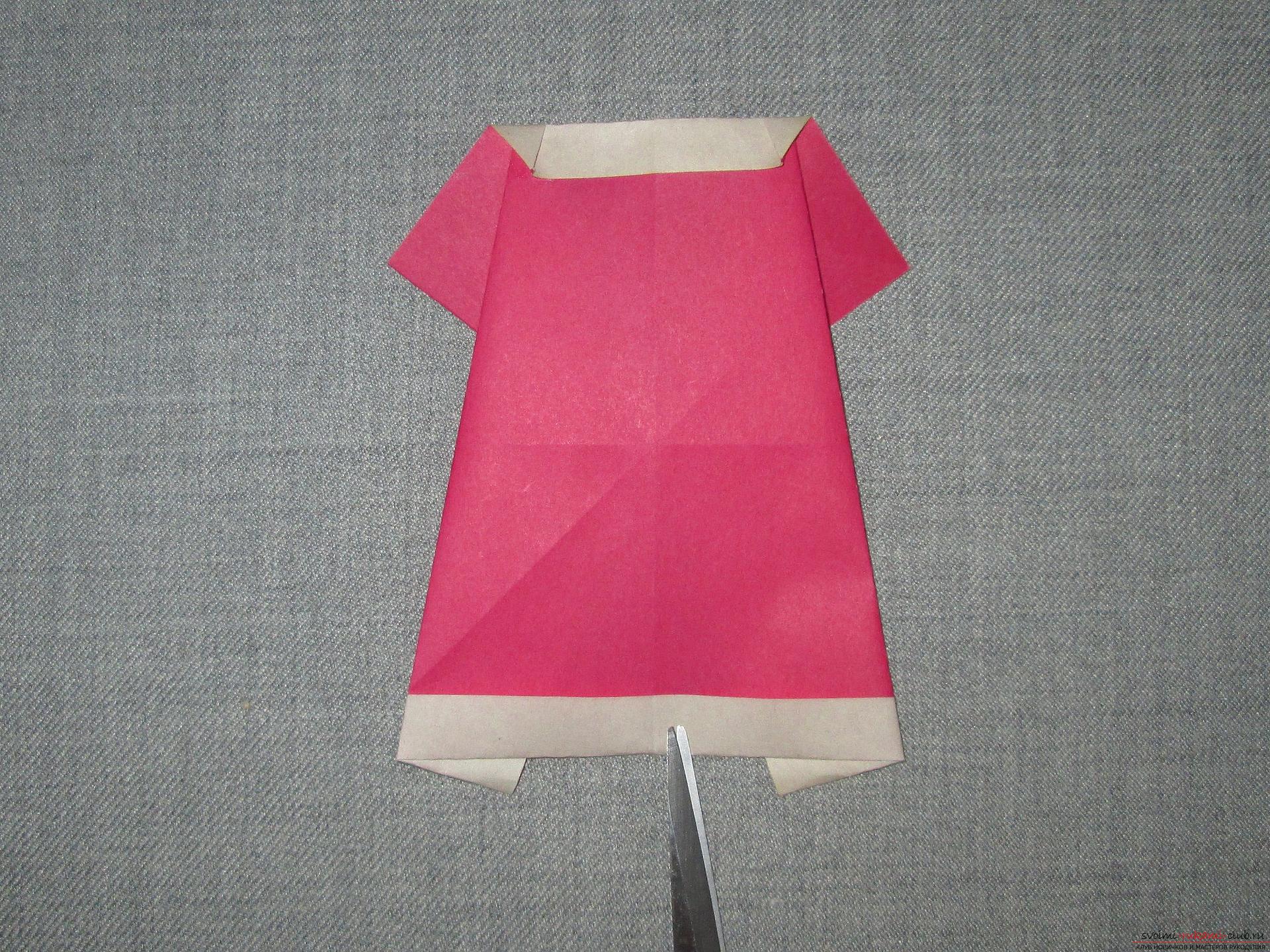 Этот подробный мастер-класс оригами для детей 7 лет научит как сделать платье из бумаги своими руками.. Фото №9