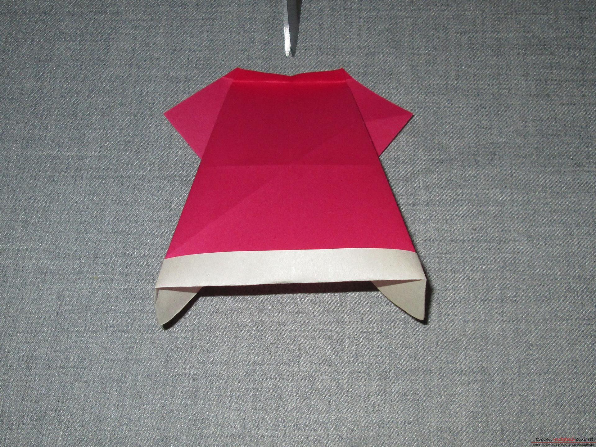Этот подробный мастер-класс оригами для детей 7 лет научит как сделать платье из бумаги своими руками.. Фото №8
