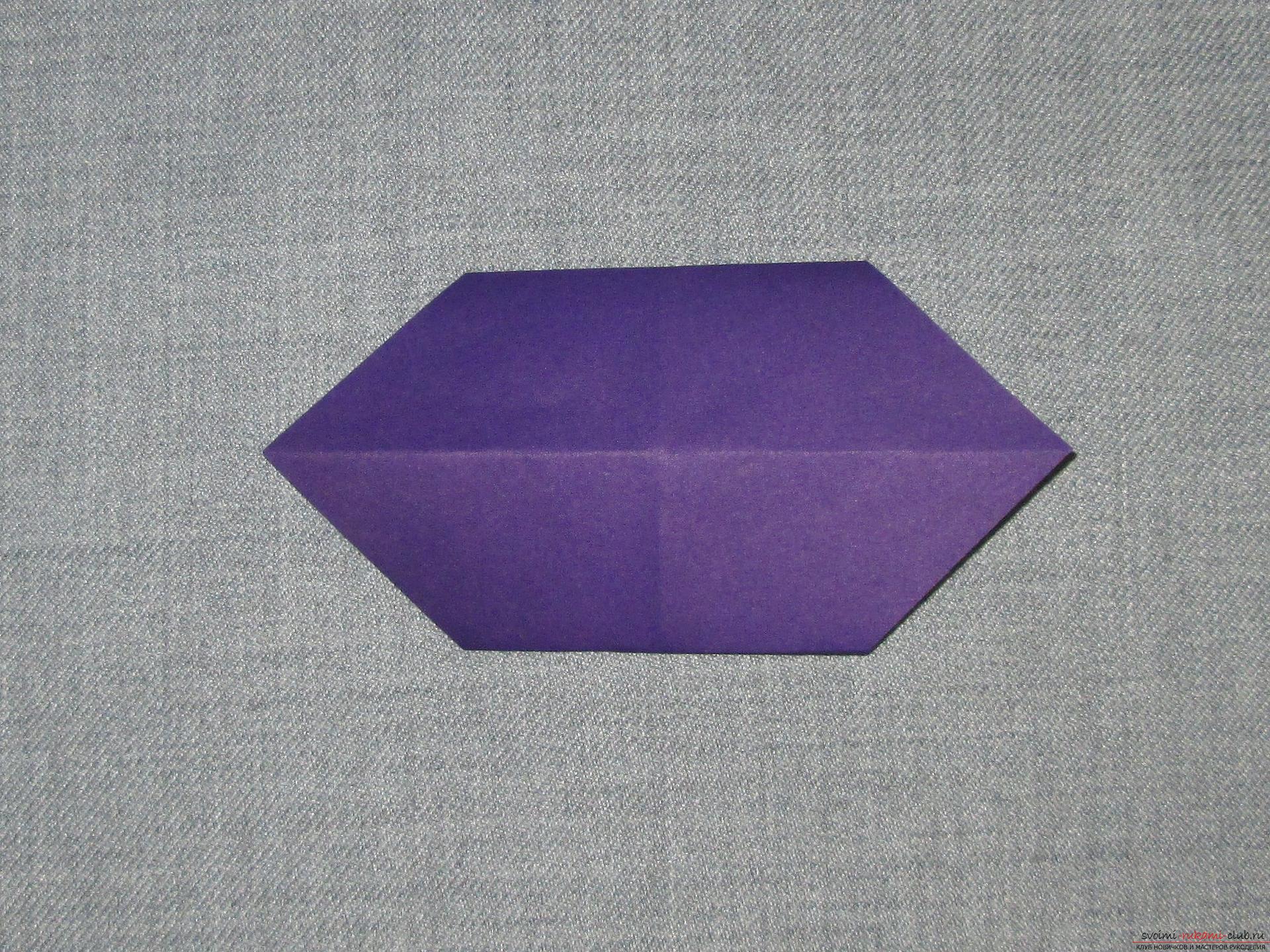 Этот подробный мастер-класс с фото и описание научит как сделать оригами для начинающих - оригами-корону из бумаги.. Фото №4