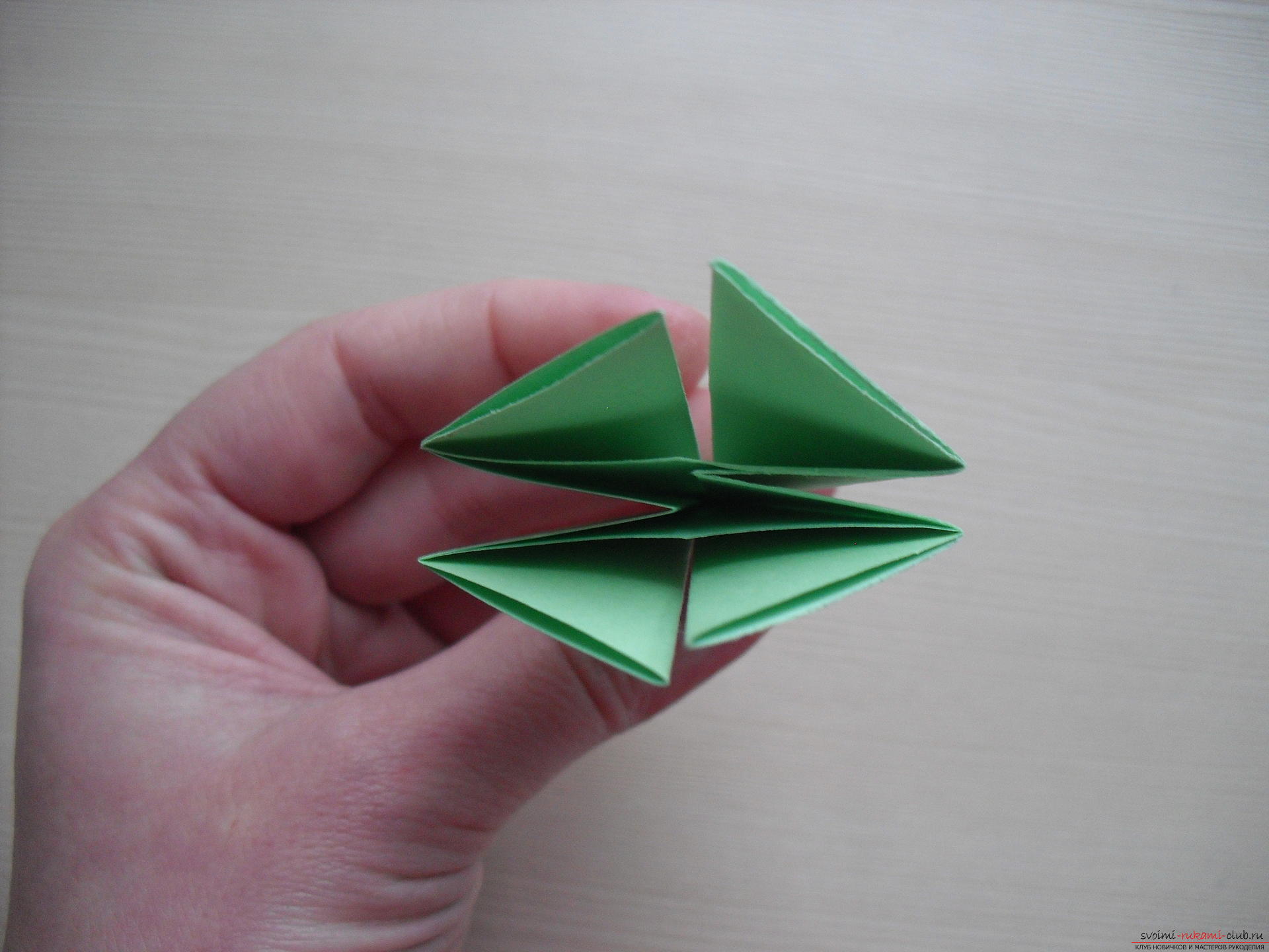 Этот мастер-класс расскажет как сделать своими руками поделку из бумаги - оригами-трансформер.. Фото №12