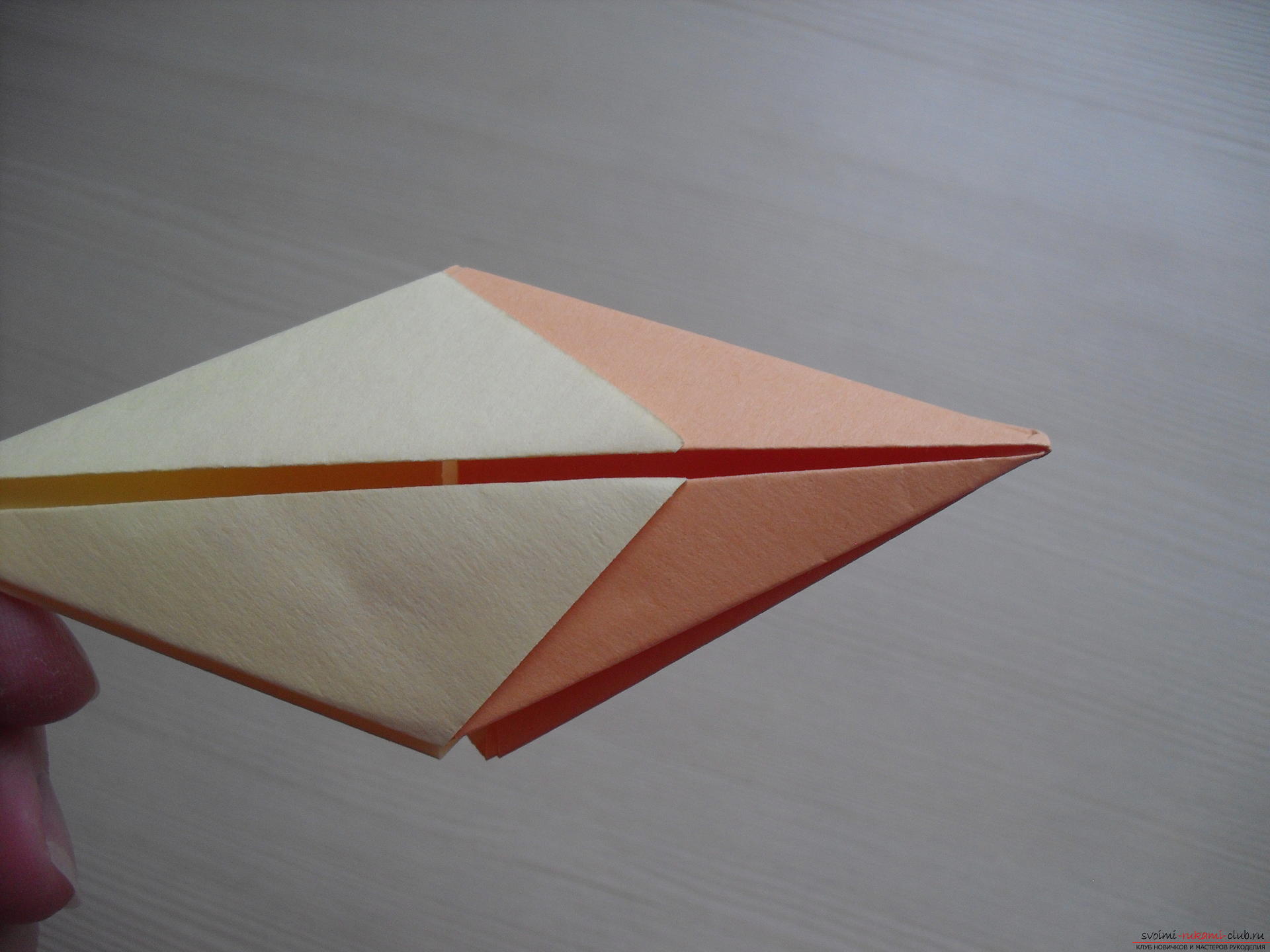 Этот мастер-класс расскажет как сделать своими руками поделку из бумаги - оригами-трансформер.. Фото №15