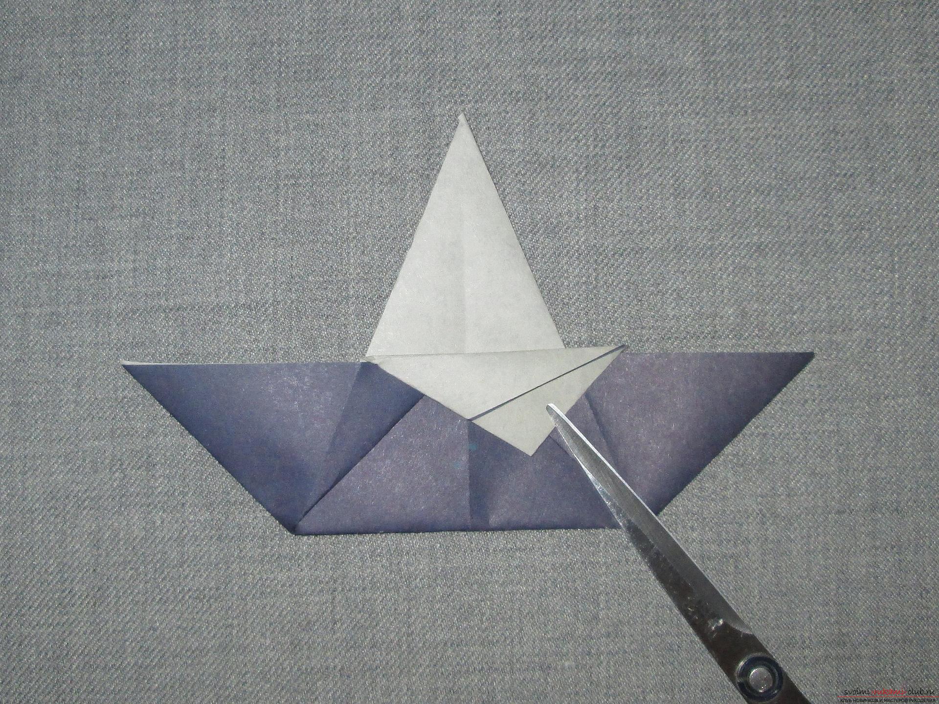 Этот подробный мастер-класс с фото и описание научит как сделать оригами для начинающих - оригами-ворону из бумаги.. Фото №7
