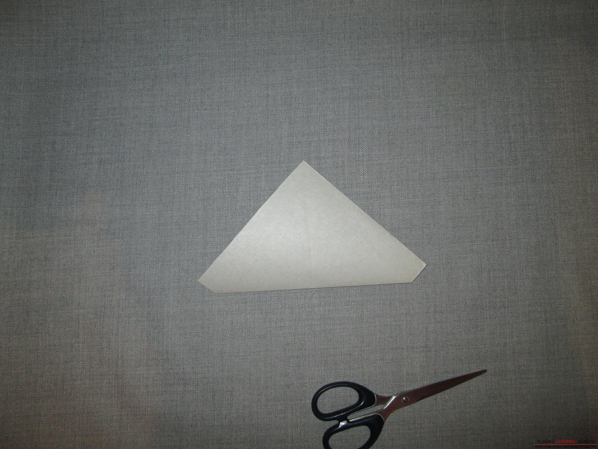 Этот подробный мастер-класс оригами из бумаги для детей 6 лет научит как сделать своими руками симпатичных пингвинов.. Фото №5