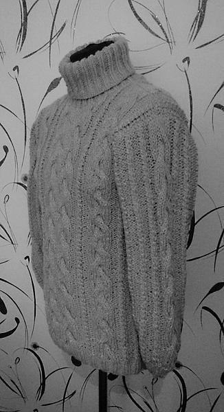 Вязаный свитер. Кофты и свитера - ручной работы. Фото 3