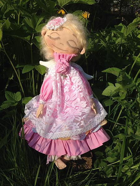 Текстильная кукла Мечтающий Ангел. Коллекционные куклы - ручной работы. Фото 2