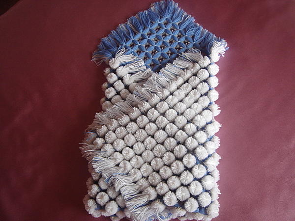 Плед из помпонов. Пледы и одеяла - ручной работы. Фото 5