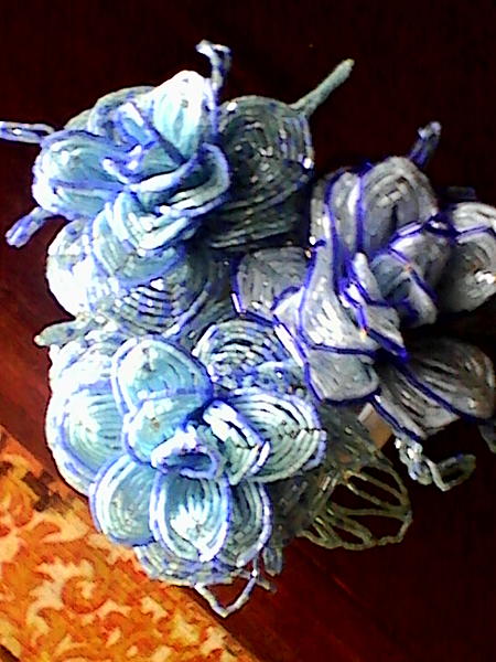 Голубые розы из бисера. Интерьерные композиции - ручной работы. Фото 2
