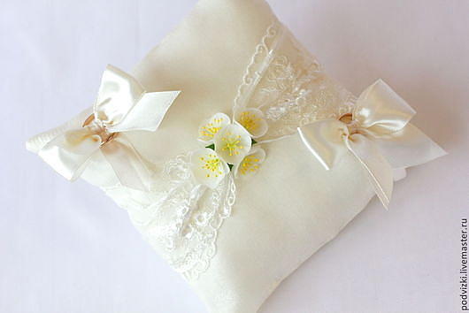 Подвязка для невесты свадебная Жасмин. Свадебные аксессуары - ручной работы. Фото 4