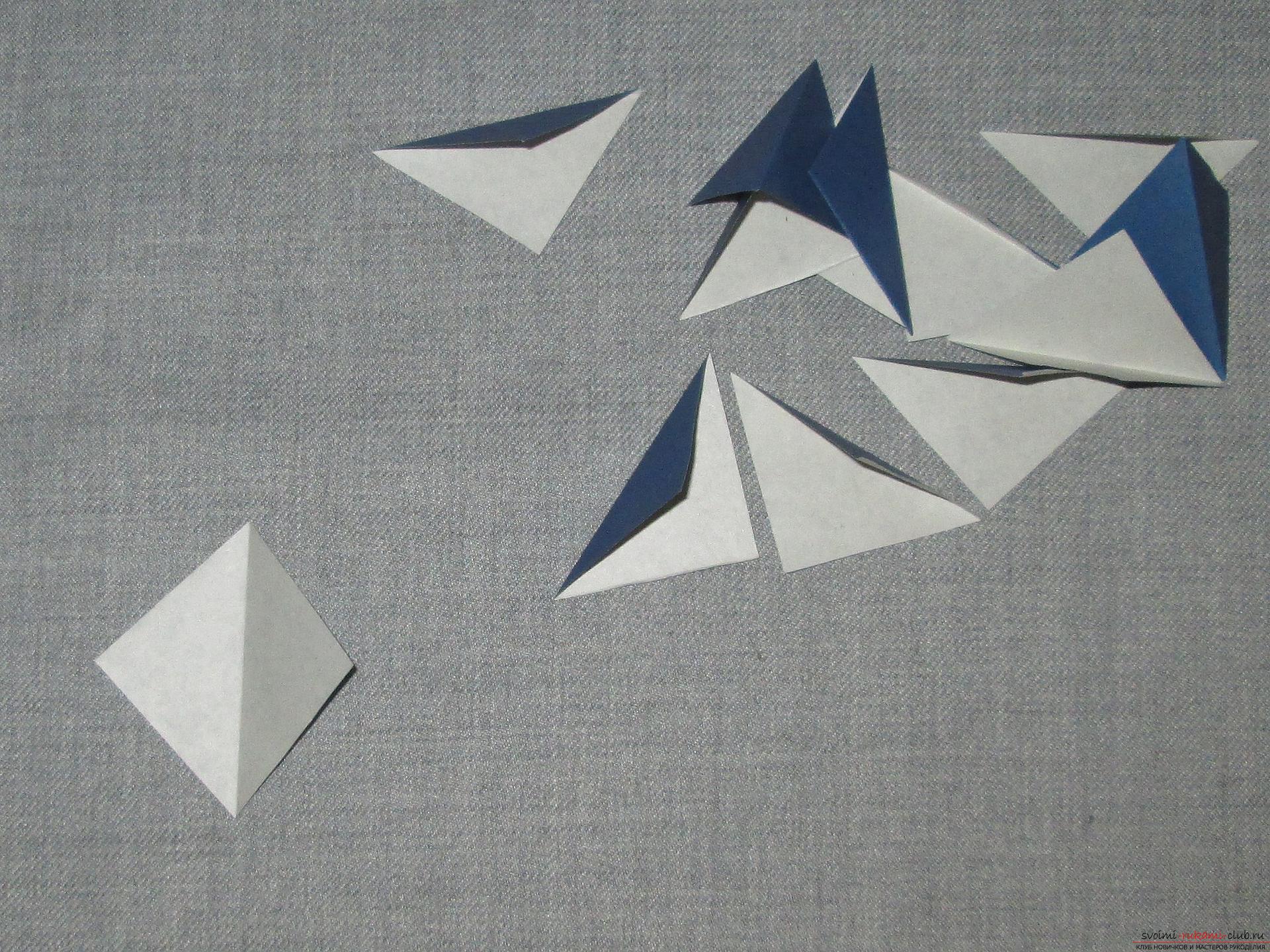 Этот подробный мастер-класс оригами из бумаги для детей 4 лет научит как сделать своими руками снежинку.. Фото №2