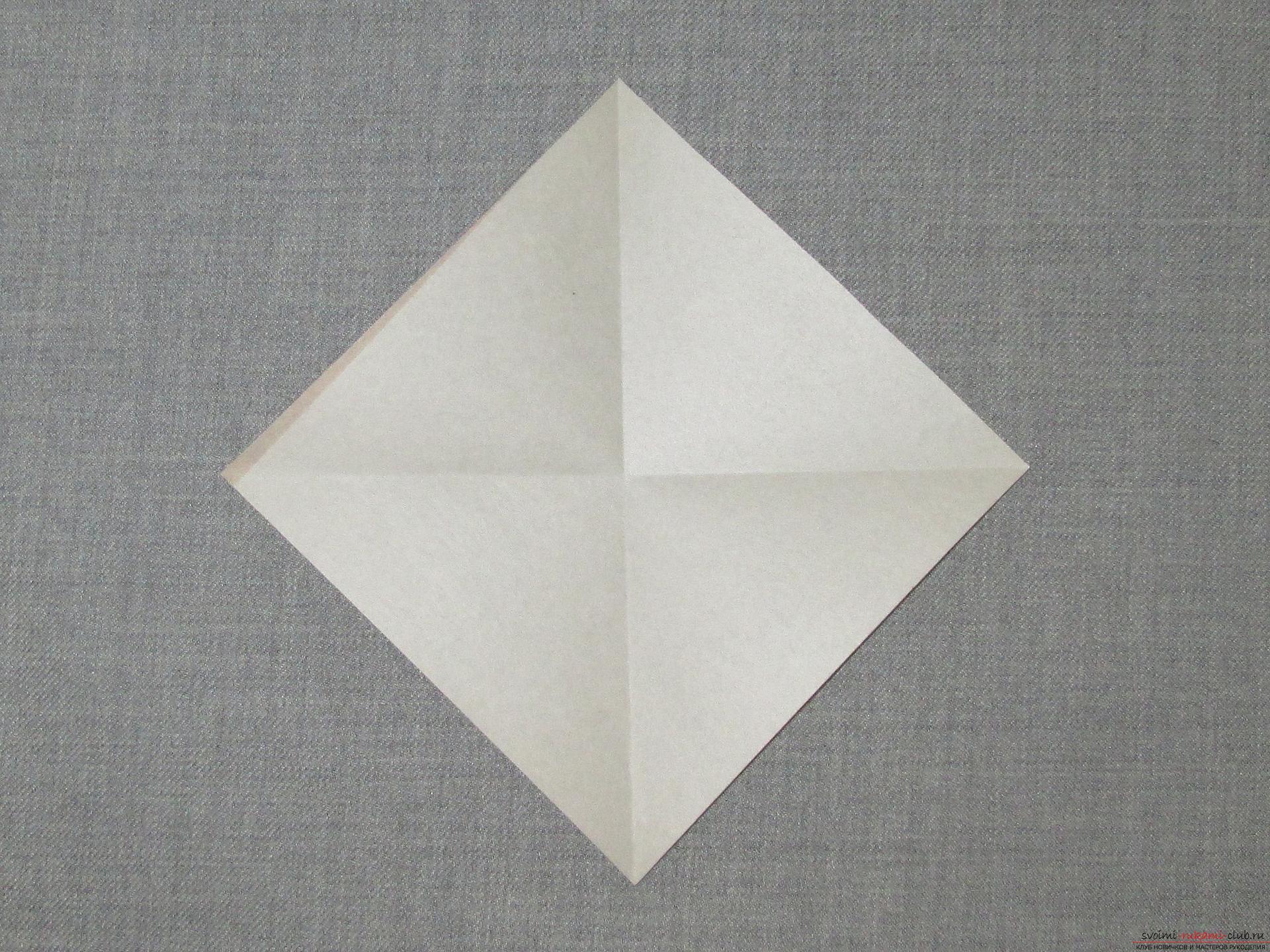 Этот подробный мастер-класс оригами из бумаги для детей 5 лет научит как сделать своими руками совушку.. Фото №2