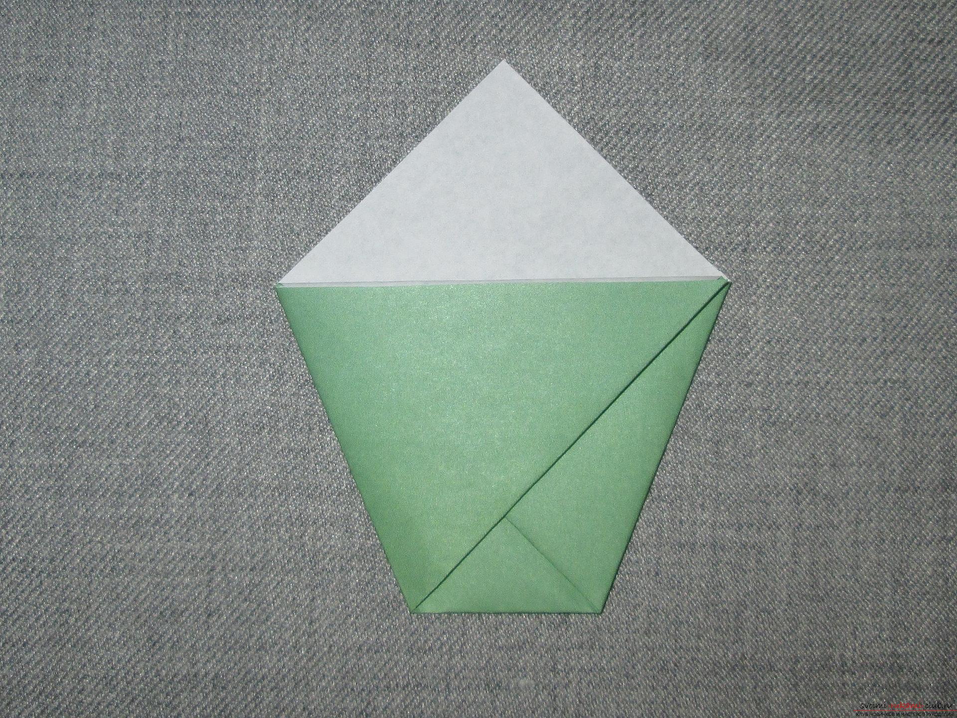 Этот подробный мастер-класс оригами из бумаги для детей 4 лет научит как сделать своими руками стаканчик.. Фото №10