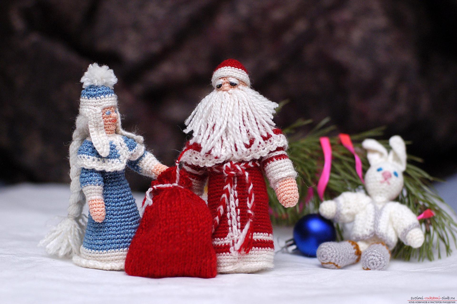 Мастер-класс посвящен новогодней поделке - Снегурочке - которую можно связать своими руками из ниток крючком. Фото №34