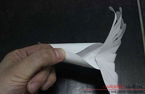 Белые голуби из бумаги. Фото №11